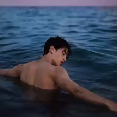 籍寄波